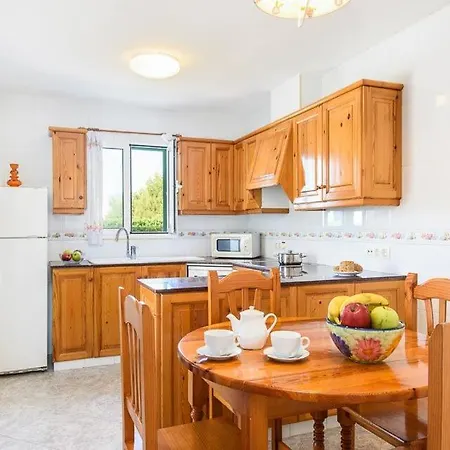 Cala'n Blanes Sleeps 9 Pool Air Con Wifi Cala'N Blanes (Menorca)